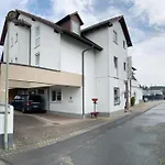 Hotel-doerfler Garni Ξενοδοχείο Kahl am Main