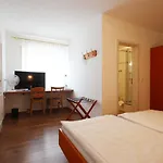 Ξενοδοχείο Hotel-doerfler Garni
