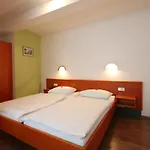 Ξενοδοχείο Hotel-doerfler Garni Kahl am Main