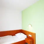 Hotel-doerfler Garni Ξενοδοχείο Kahl am Main