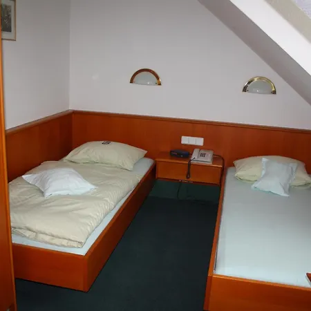 Hotel-doerfler Garni