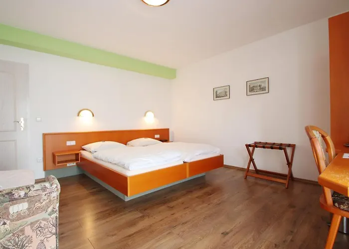 Hotel-doerfler Garni