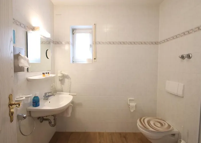 Hotel-doerfler Garni 3*