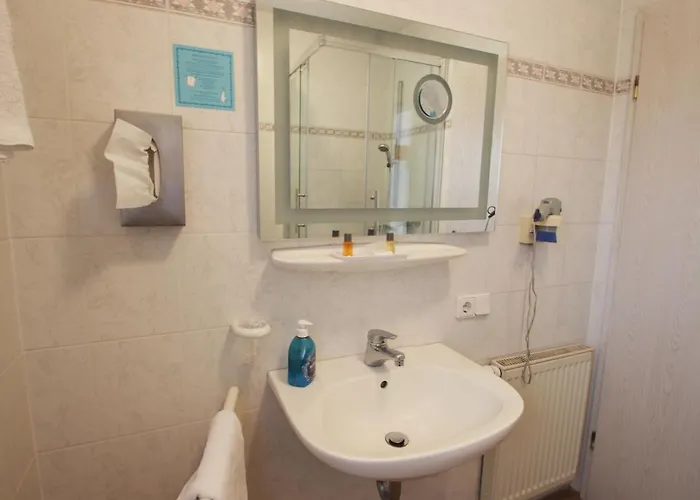 Hotel-doerfler Garni Kahl am Main