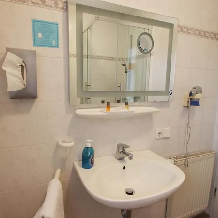 Hotel-doerfler Garni Kahl am Main