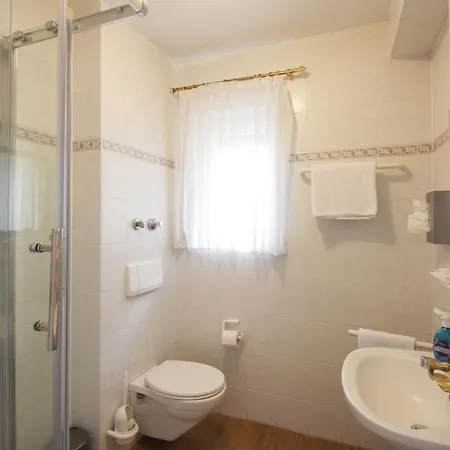 Hotel-doerfler Garni Kahl am Main