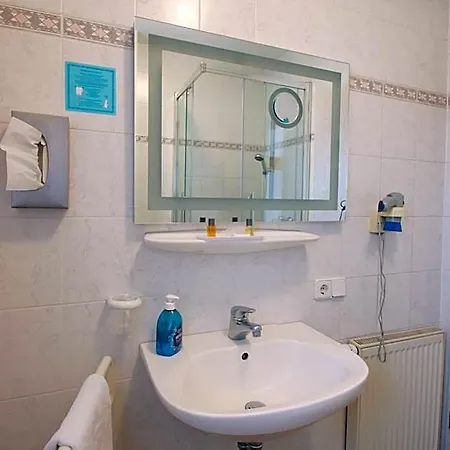 Hotel-doerfler Garni Ξενοδοχείο