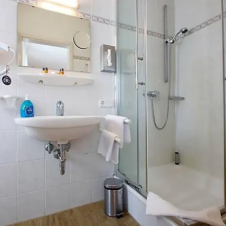 Hotel-doerfler Garni Ξενοδοχείο