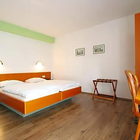 Hotel-doerfler Garni Ξενοδοχείο Kahl am Main