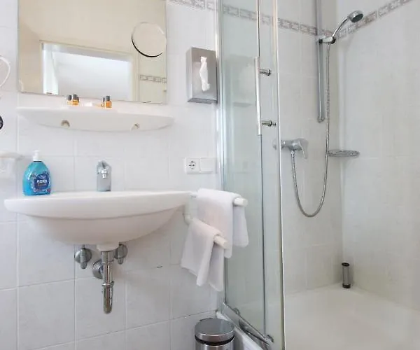 Hotel-doerfler Garni Kahl am Main