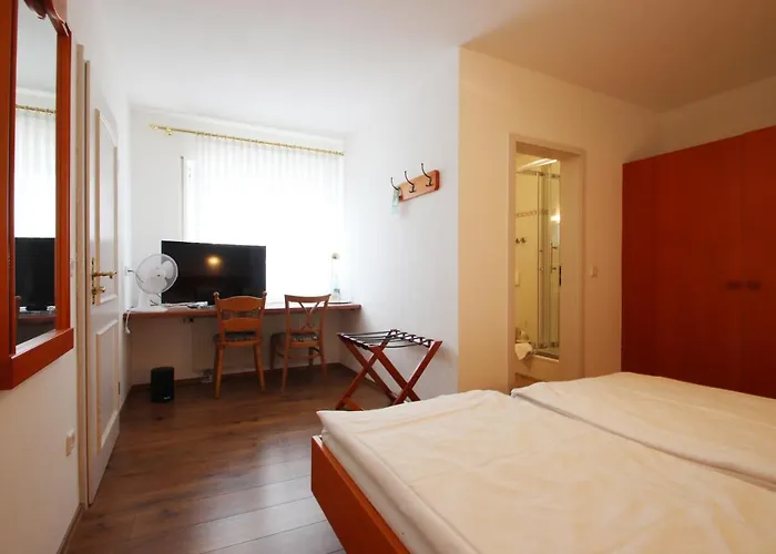酒店 Hotel-doerfler Garni