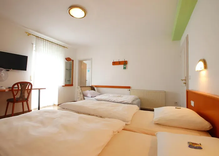 Hotel-doerfler Garni 酒店 3*